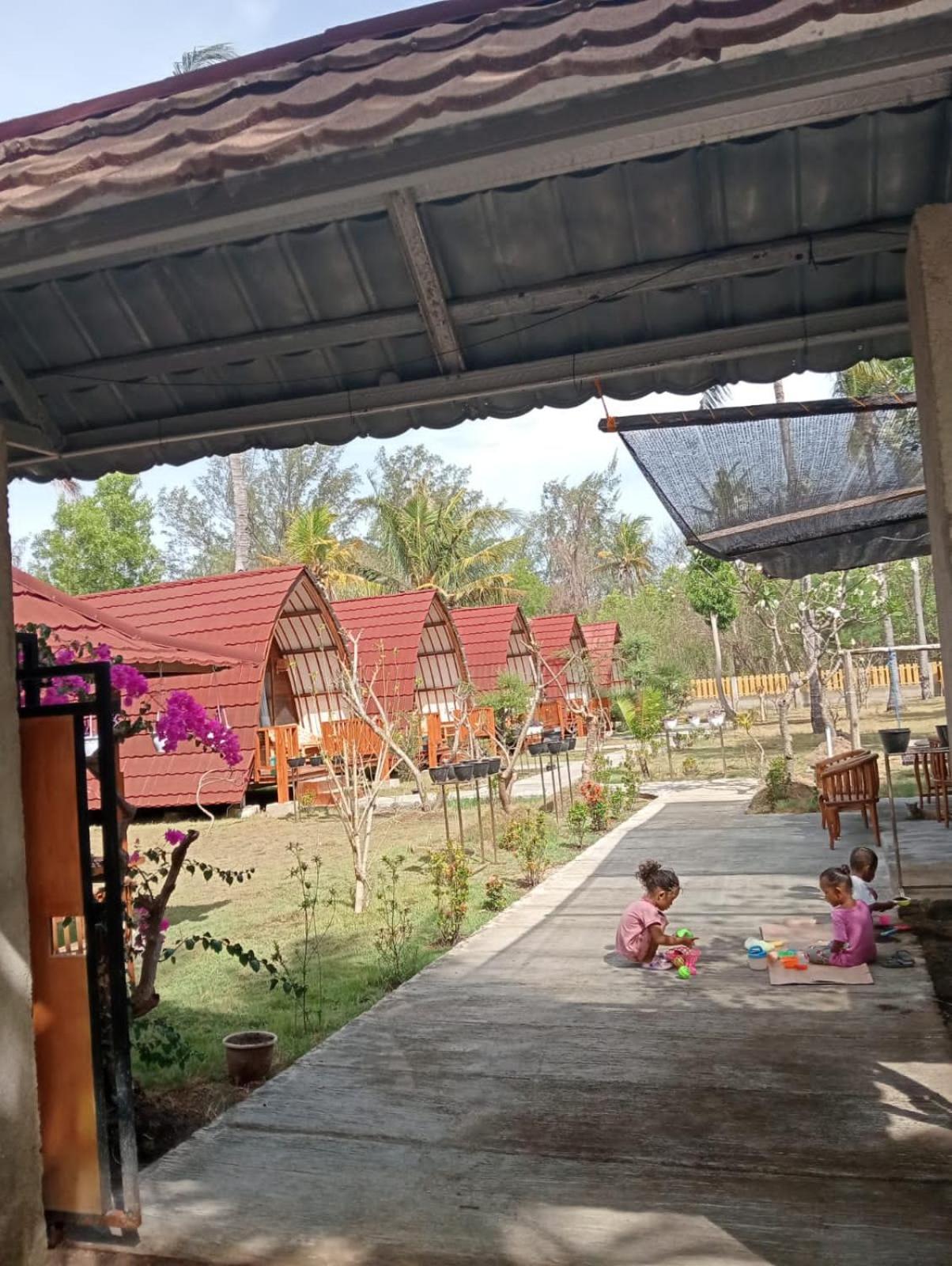 Blue Moon Meno Hotell Gili Meno Eksteriør bilde