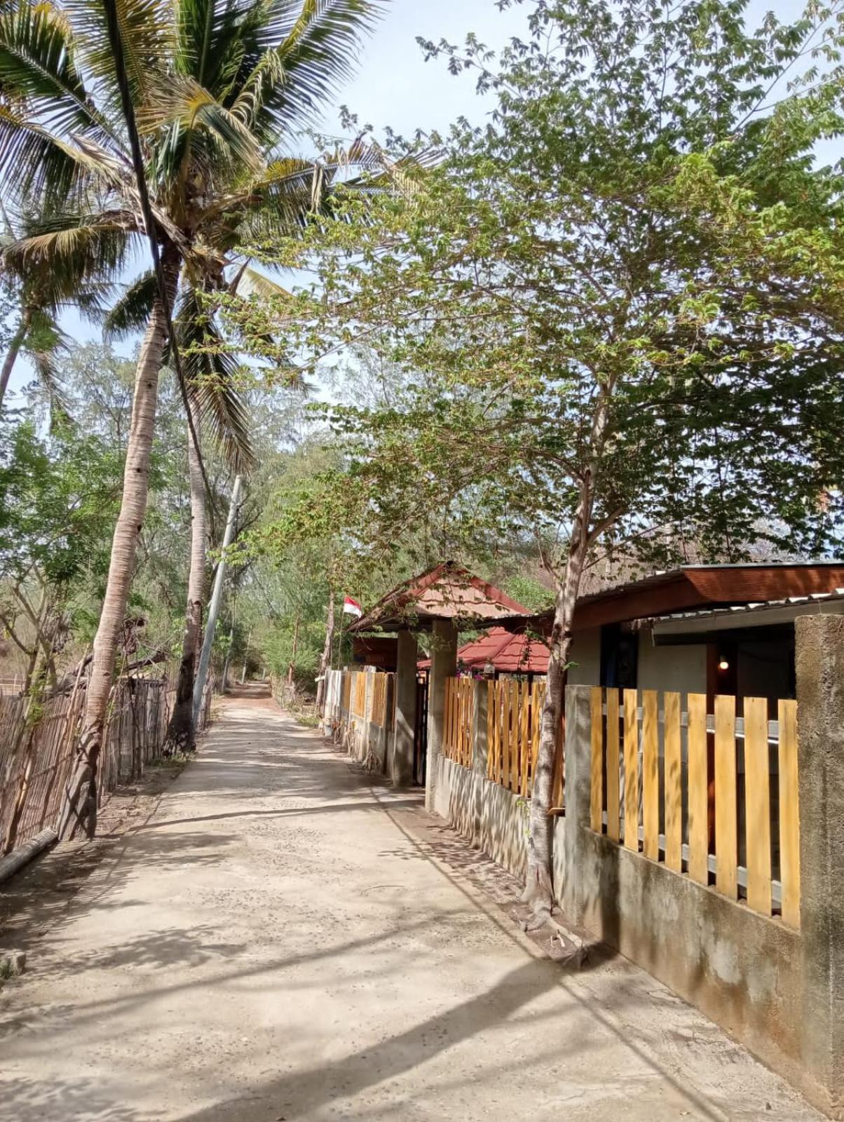 Blue Moon Meno Hotell Gili Meno Eksteriør bilde