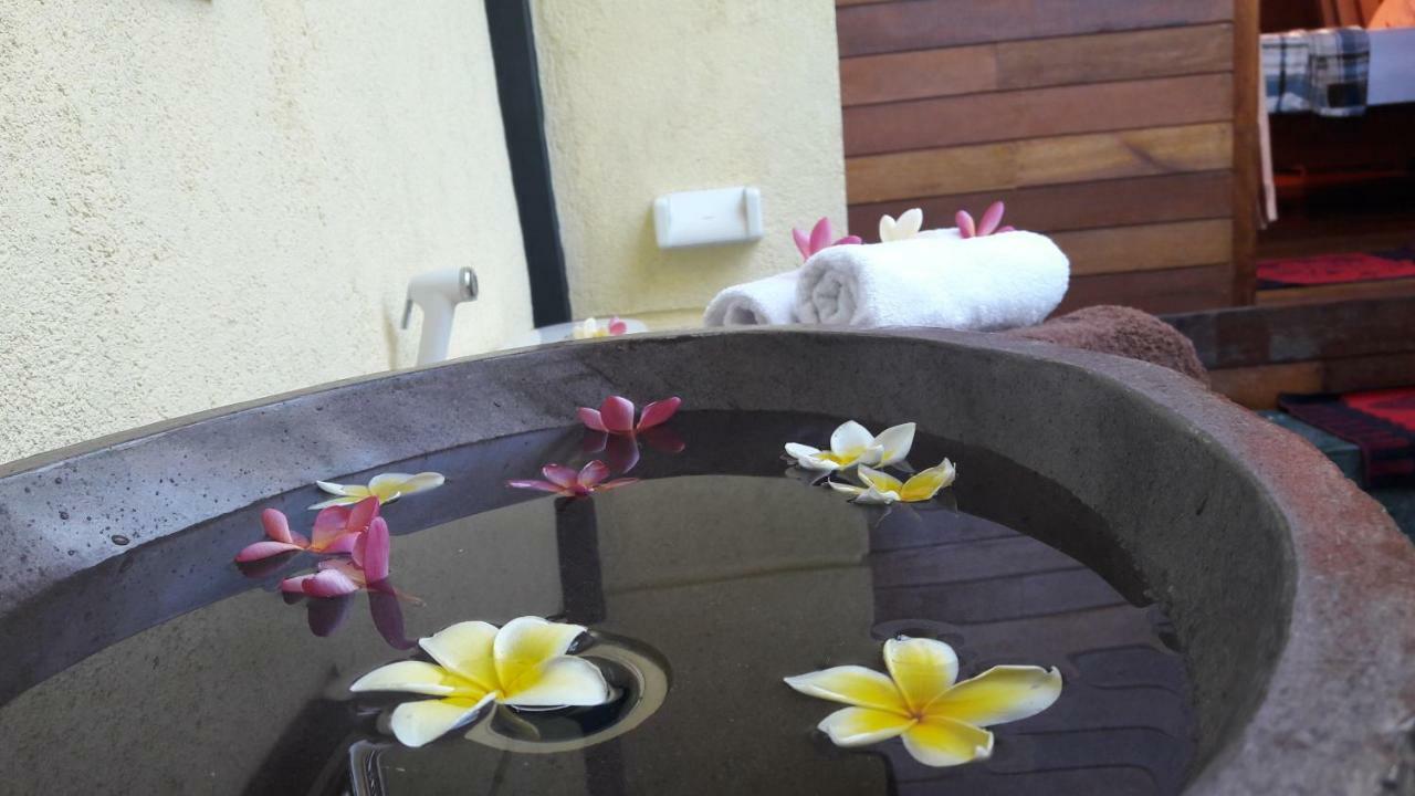 Blue Moon Meno Hotell Gili Meno Eksteriør bilde
